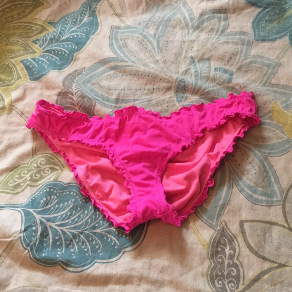 Victoria’s Secret cheeky bikini bottoms